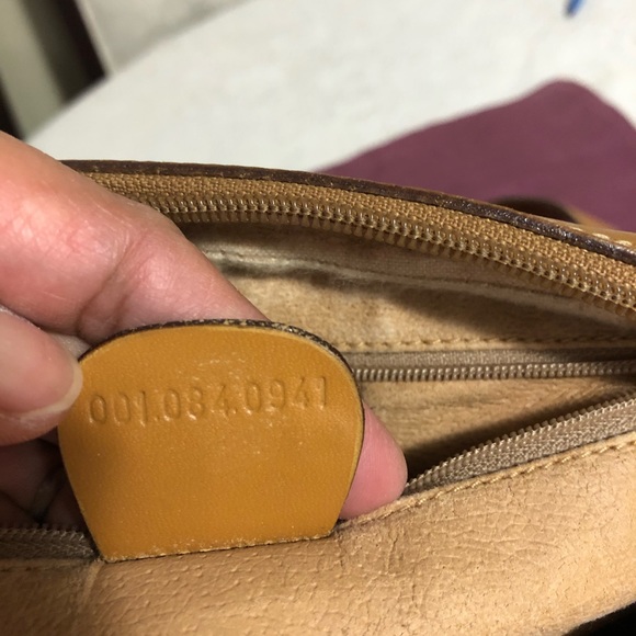 Sold Authentic Gucci Vintage Sling Bag - Picture 11 of 16